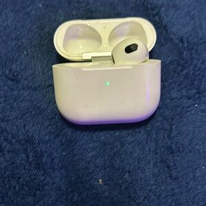 White Wireless Earbuds with Charging Case